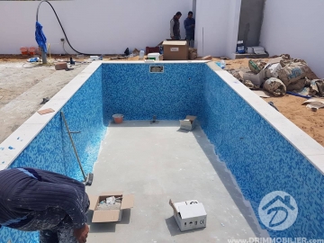 Réception : Piscine Gecheine -                            بيع
                           Notre Chantiers Djerba